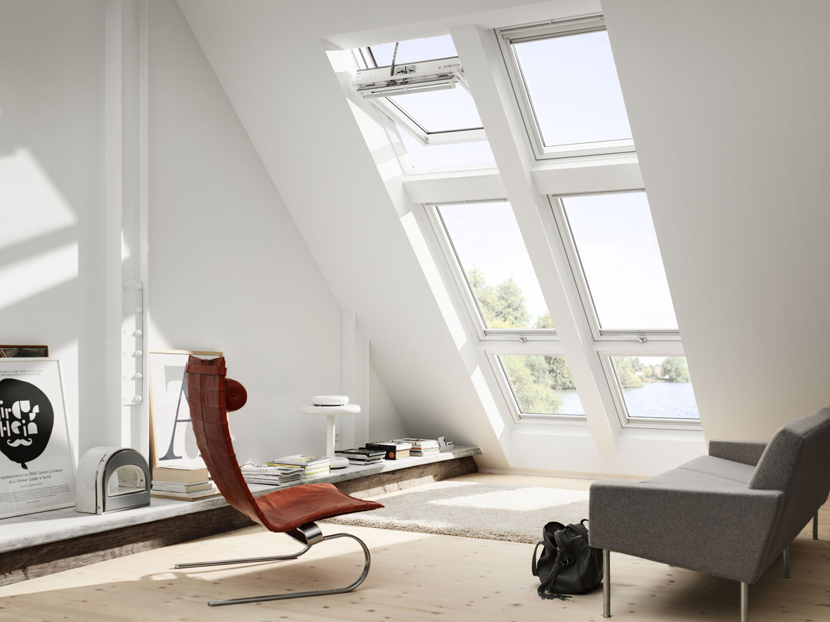 Anspruchsvolle Dachfensterlösungen von Velux bringen viel Tageslicht und frische Luft ins Dachgeschoss und tragen zu einem gesunden Raumklima bei. | Velux Deutschland GmbH arcguide-hersteller-35171